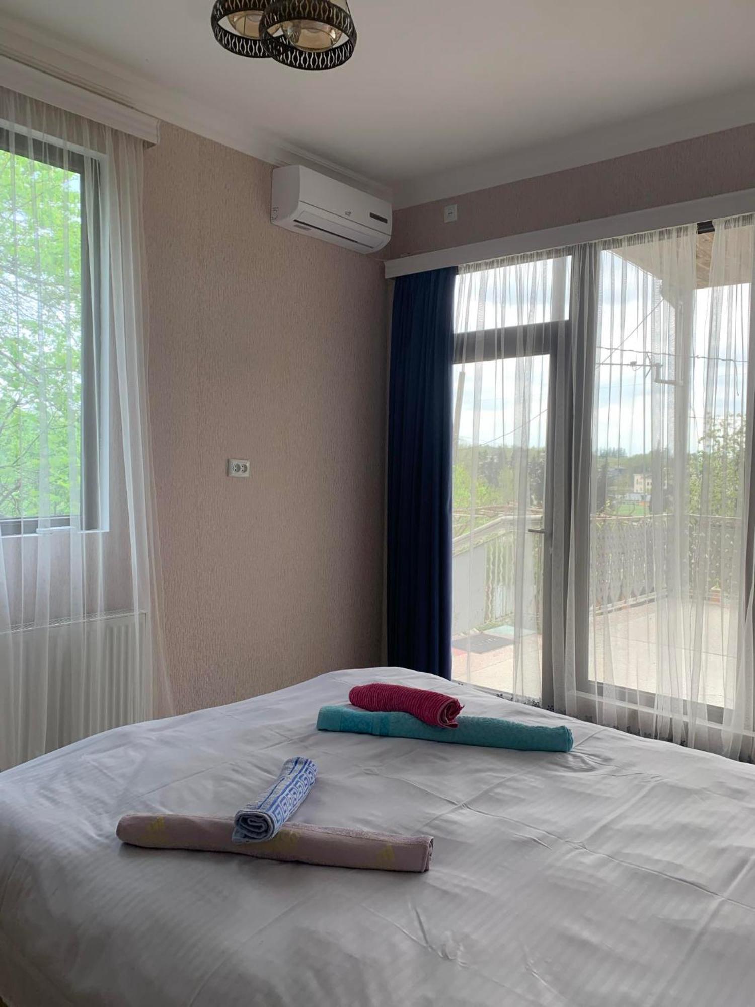 Tsivi Tba Hotel Цкалтубо Екстериор снимка