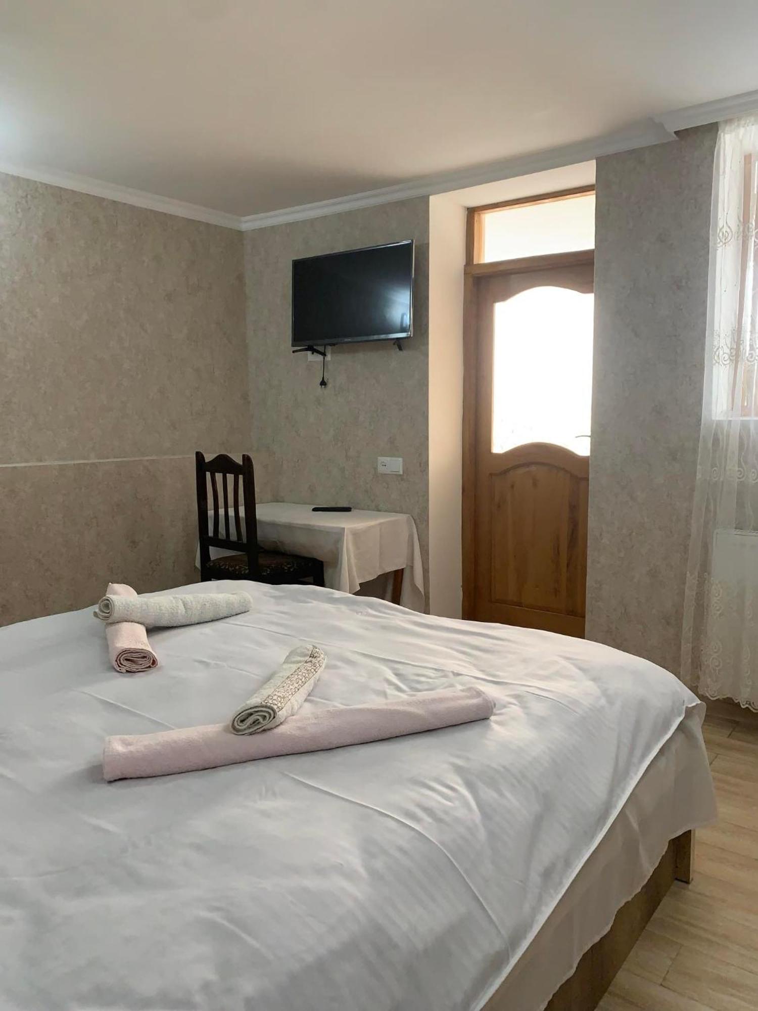Tsivi Tba Hotel Цкалтубо Екстериор снимка