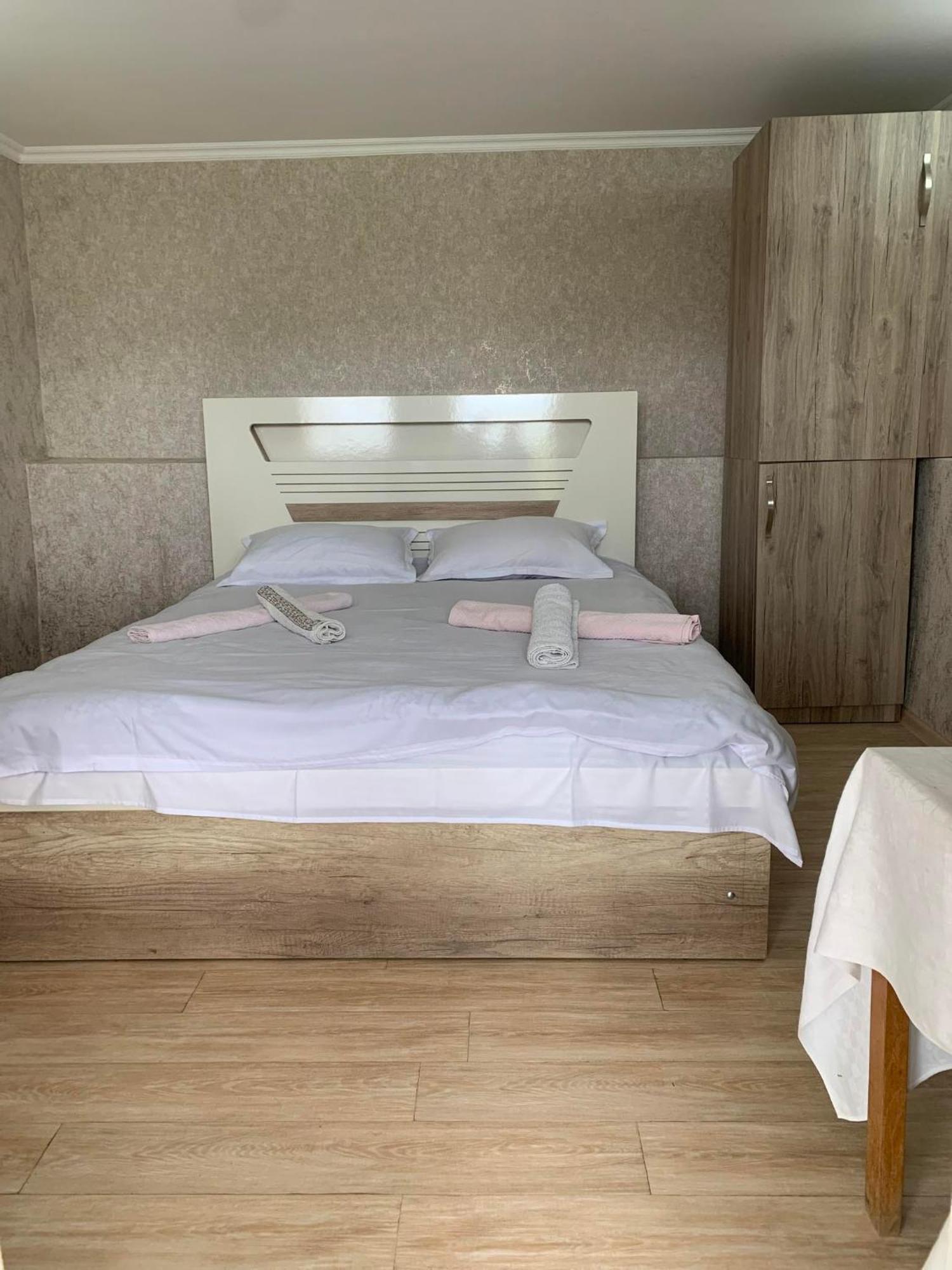 Tsivi Tba Hotel Цкалтубо Екстериор снимка